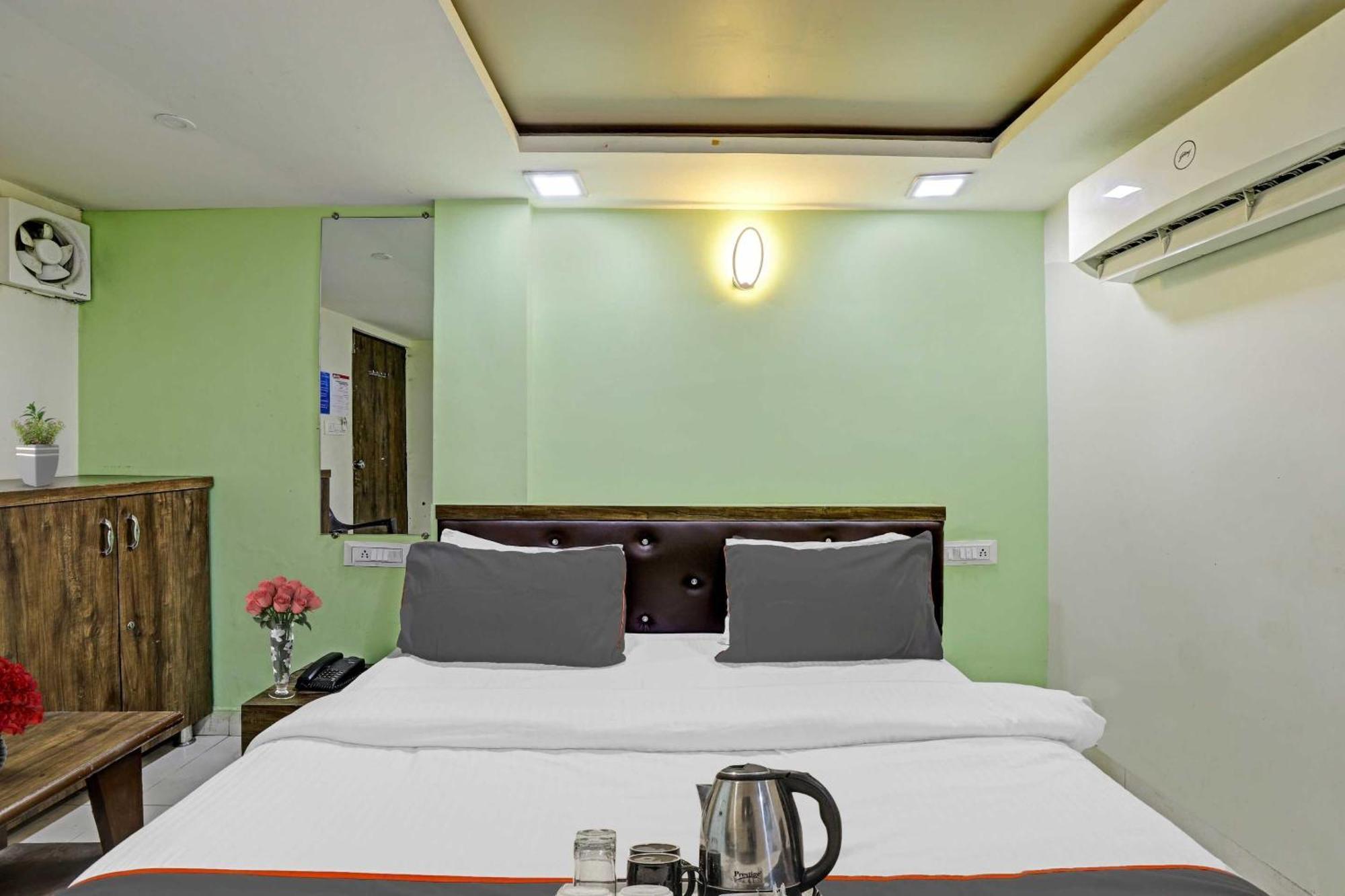 Hotel O Royal Αχμπανταμπάντ Εξωτερικό φωτογραφία