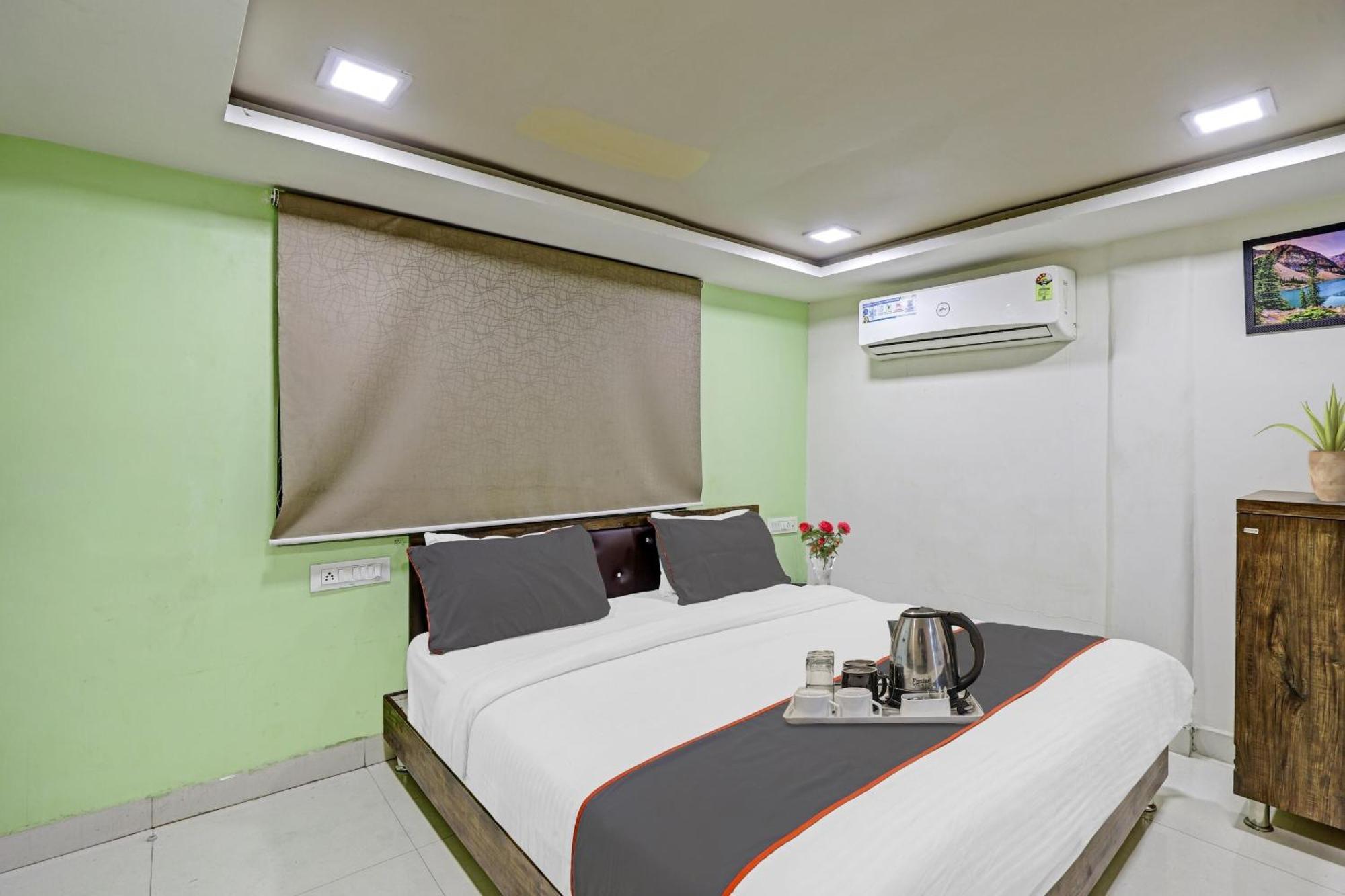 Hotel O Royal Αχμπανταμπάντ Εξωτερικό φωτογραφία